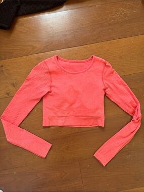 lululemon athletica Ribbed Long-Sleeve Crop Top